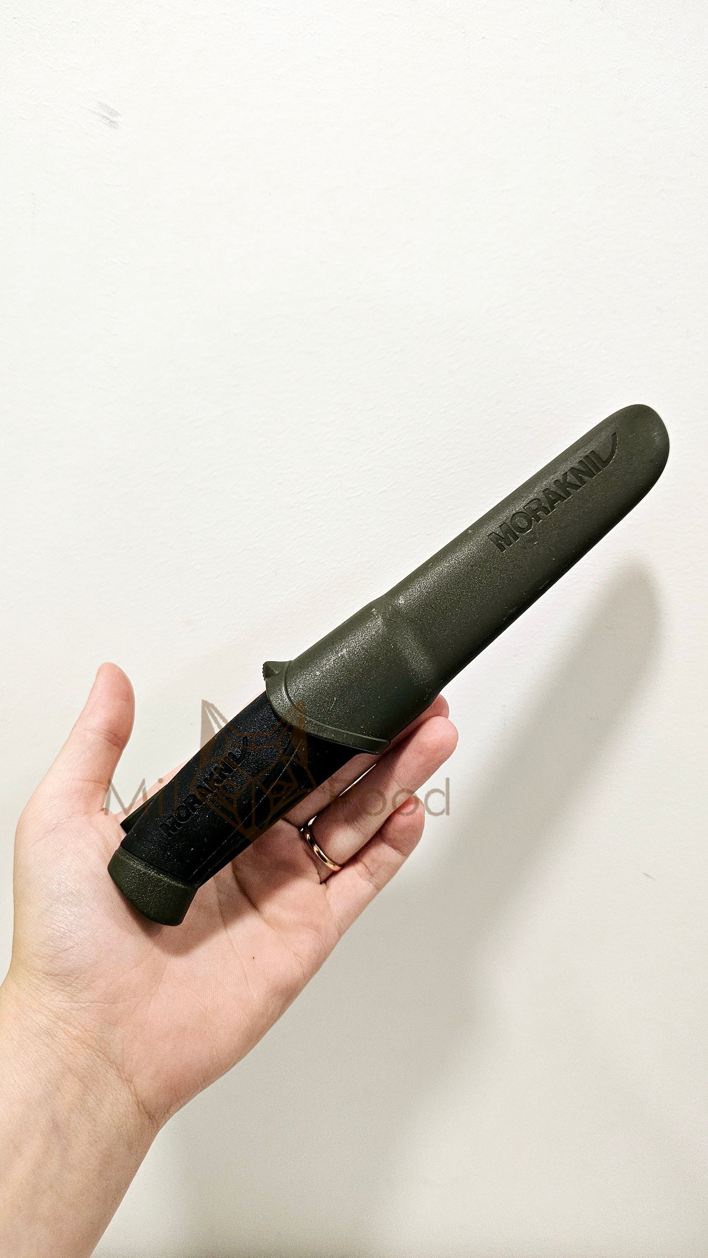 Used Morakniv Companion (C) - Military green