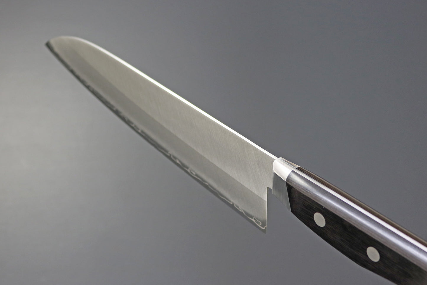 Kanetsune Santoku 180 mm – KC152