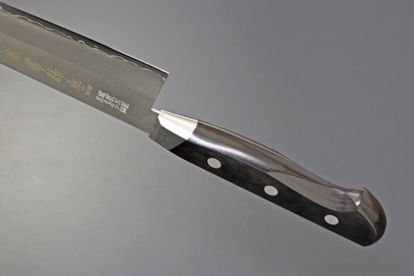 Kanetsune Santoku 180 mm – KC152